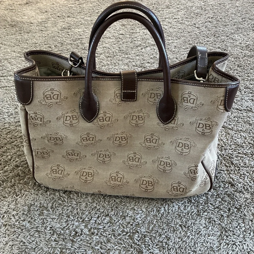 DOONEY & BOURKE Signature Beige Canvas Leather LRG Double Handle Tote Buckle